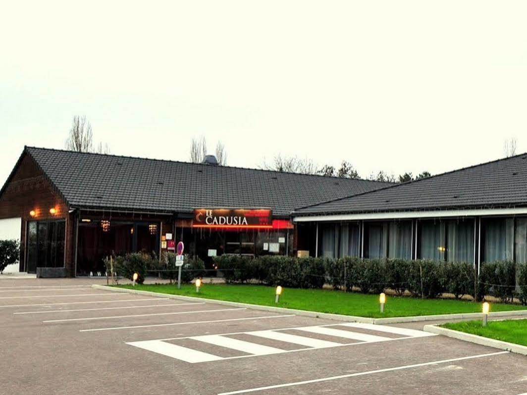 Logis Le Cadusia Chaource Exterior foto